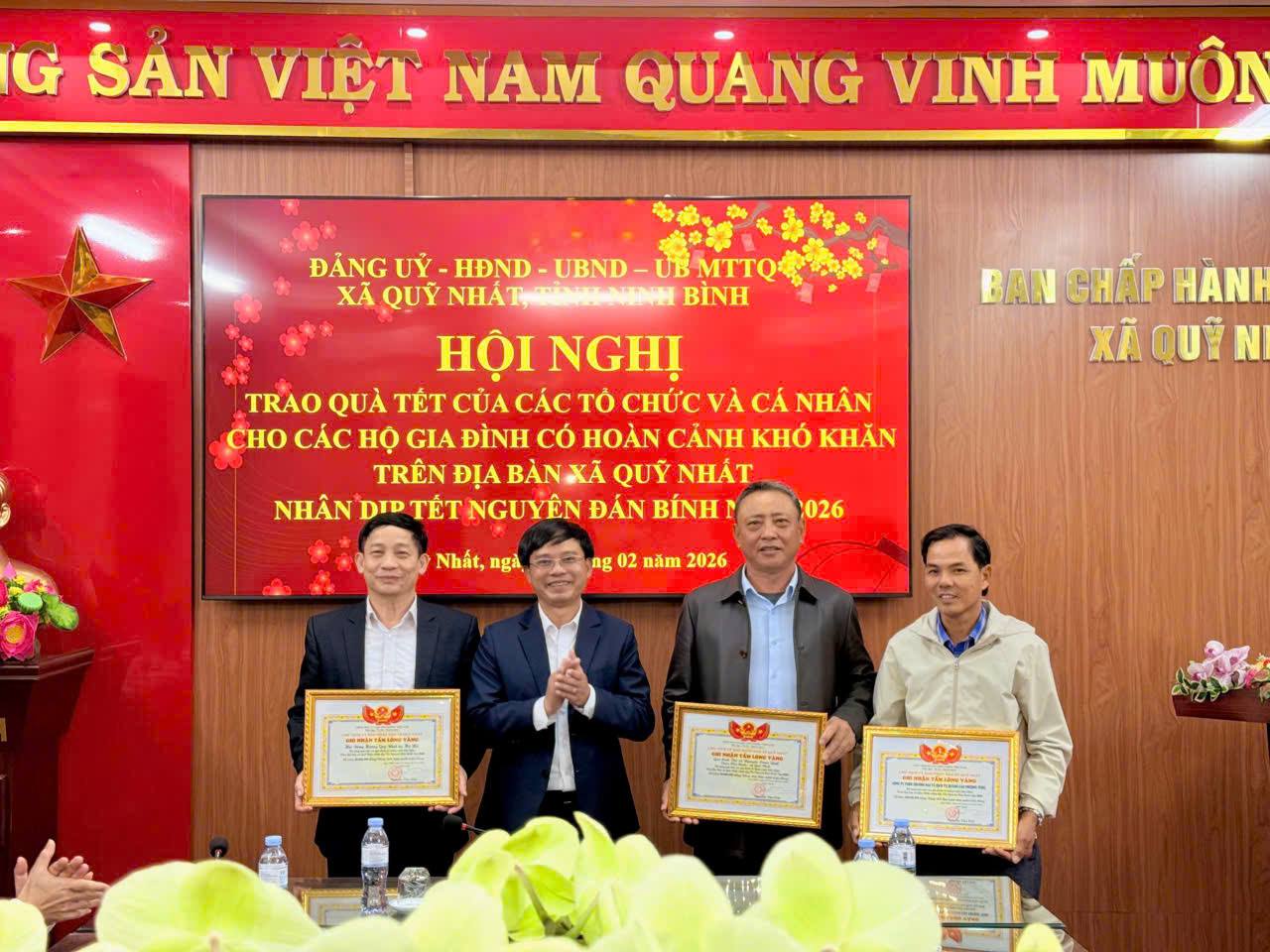 anh tin bai